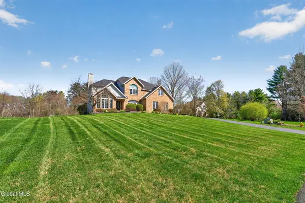 43 Spice Mill Boulevard, Halfmoon, NY 12065