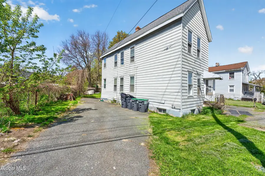 28 Mohawk Avenue, Waterford, NY 12188 - #2