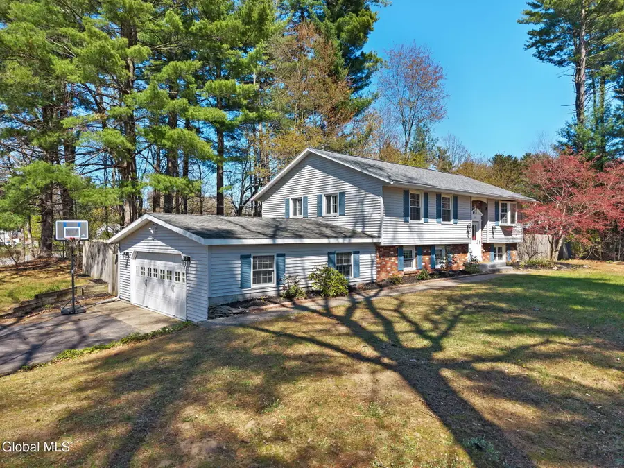 36 Evergreen Avenue, Clifton Park, NY 12065 - #2
