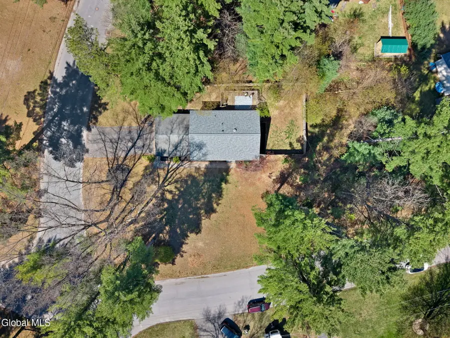 36 Evergreen Avenue, Clifton Park, NY 12065 - #3