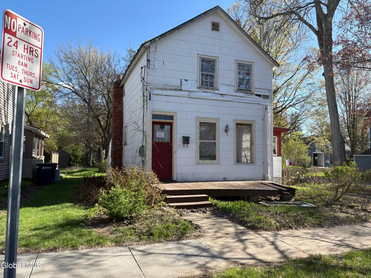 292 Caroline Street, Saratoga Springs, NY 12866 - #1