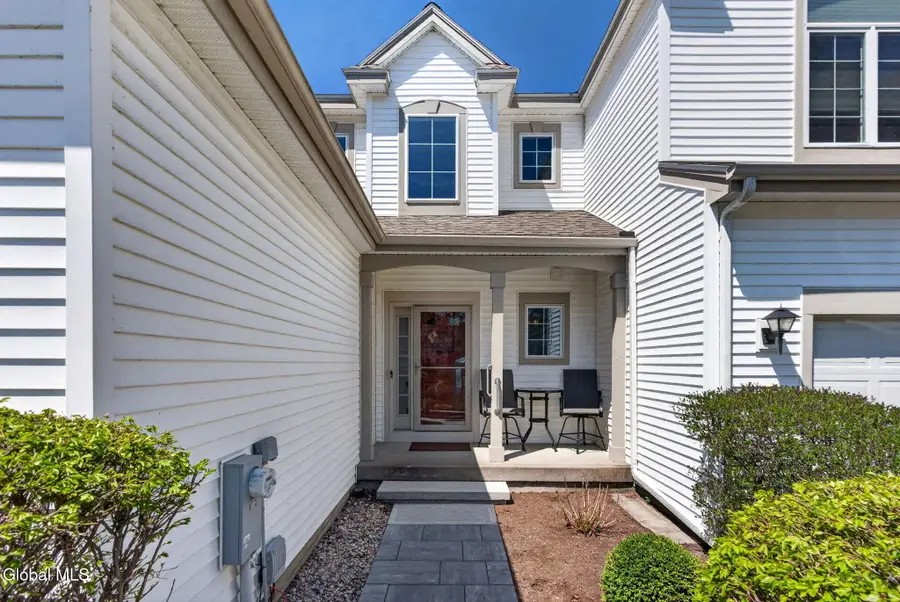 19 Empire Circle, East Greenbush, NY 12144 - #2
