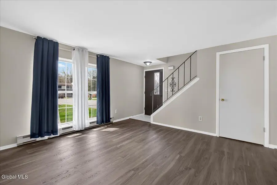 25A Woodcliffe Drive, Clifton Park, NY 12065 - #2