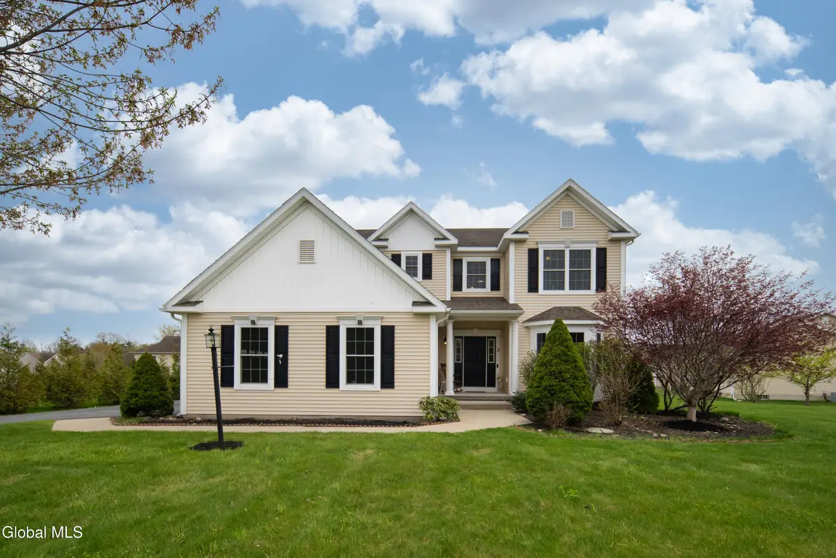 3 Skybrook Circle, Clifton Park, NY 12065 - #1