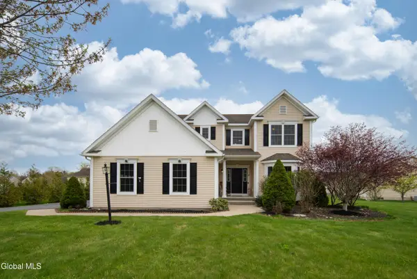3 Skybrook Circle, Clifton Park, NY 12065