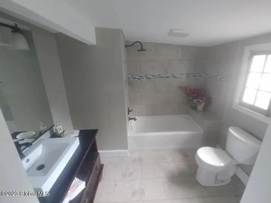 28 North Street, Schenectady, NY 12305 - #3