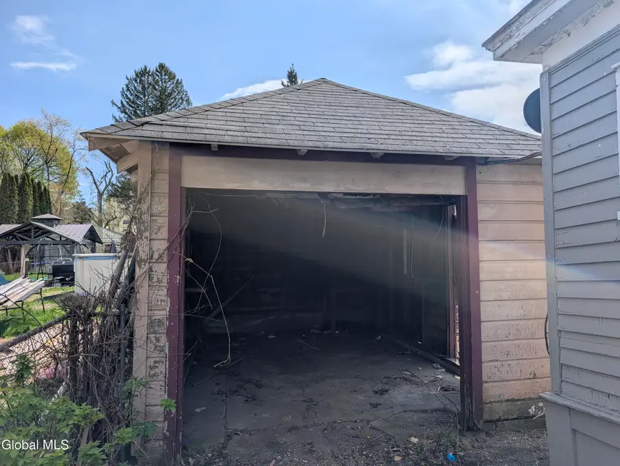 4 Nelson Street, Gloversville, NY 12078 - #3