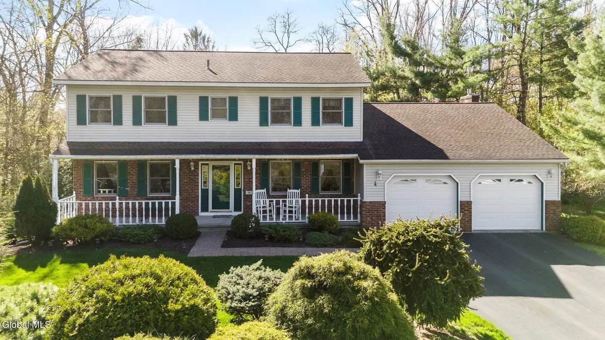 4 Ridge Lane, Halfmoon, NY 12019 - #1