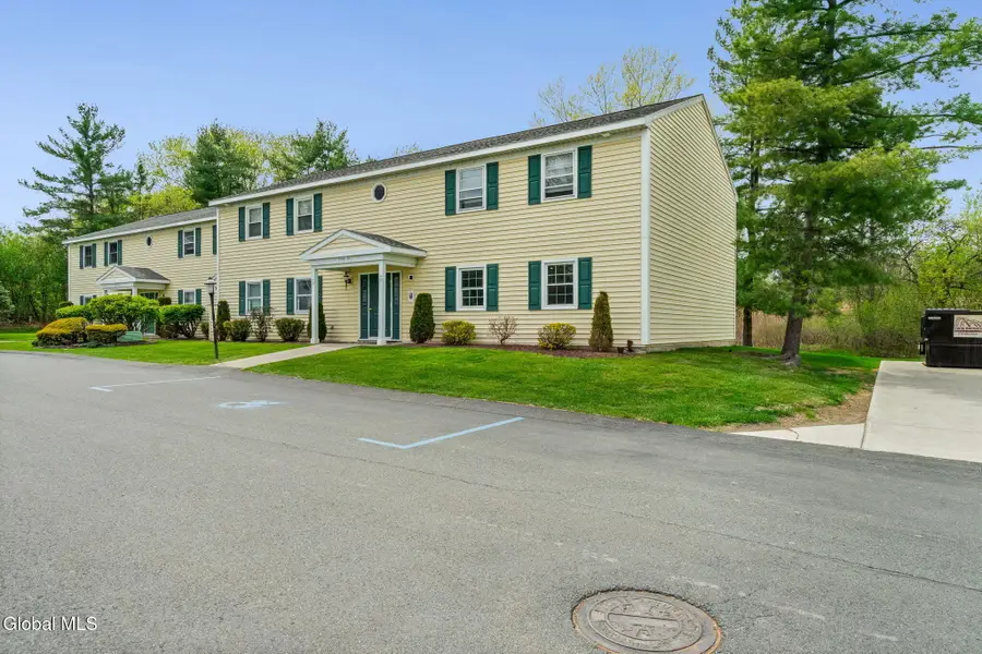 184 Cedarview Lane, Colonie, NY 12189 - #2