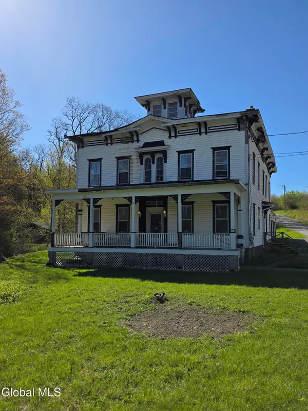 105 Hartman Road, Florida, NY 12010