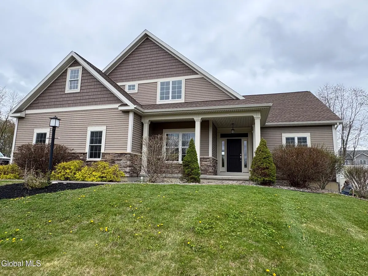 29 Denhelder Drive, Ballston Lake, NY 12019 - #1