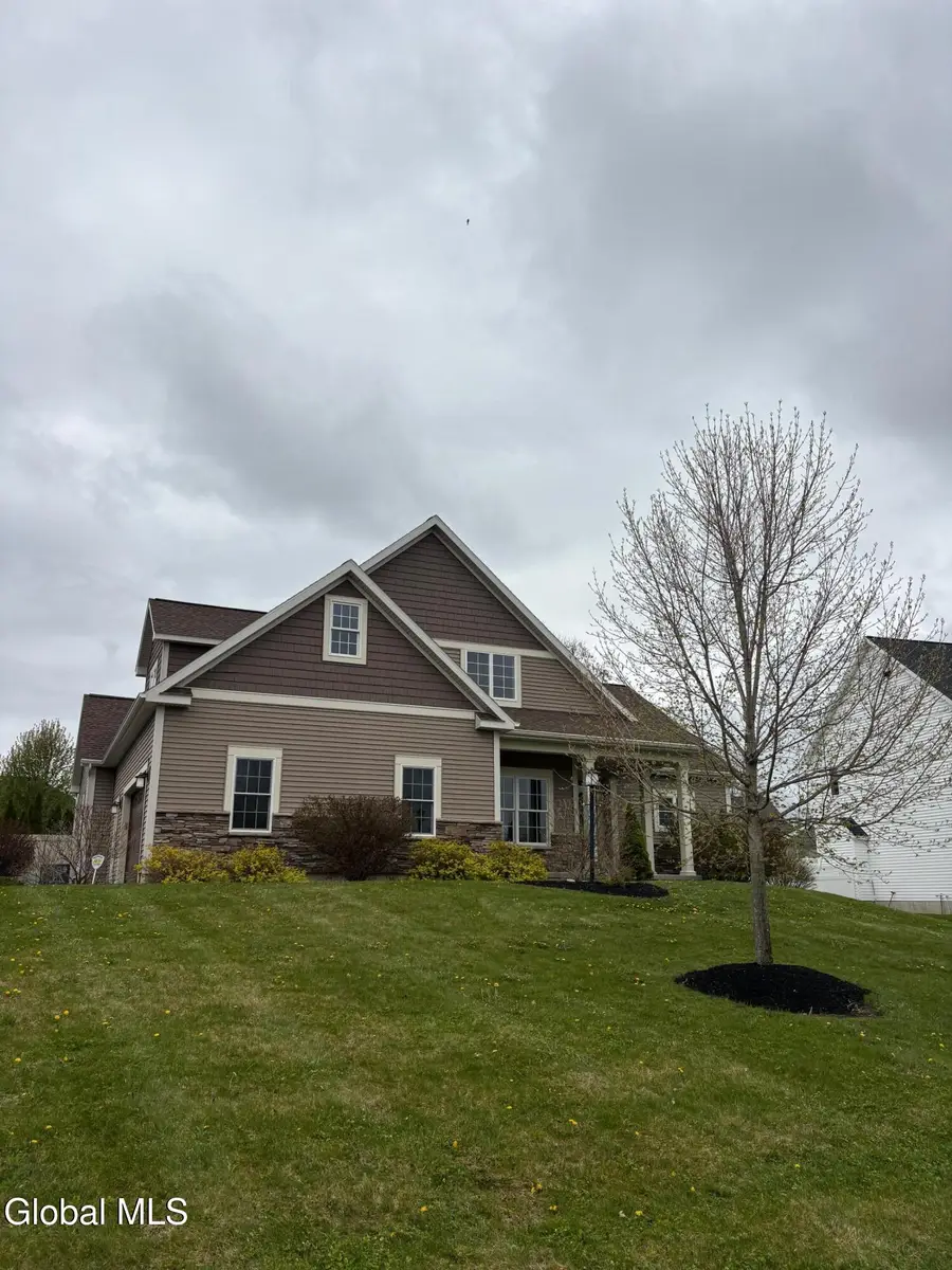 29 Denhelder Drive, Ballston Lake, NY 12019 - #2