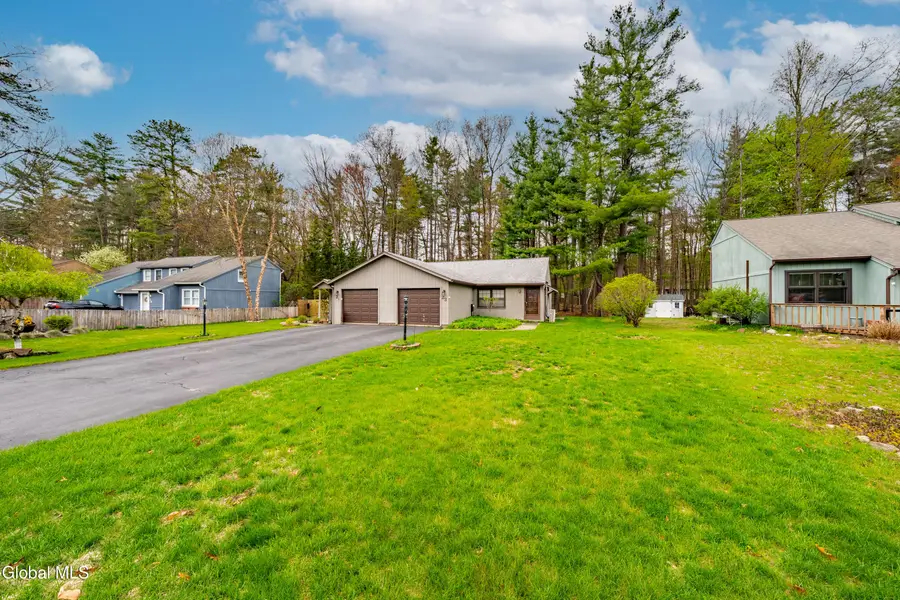 23 Pepperbush Place, Ballston Spa, NY 12020 - #3