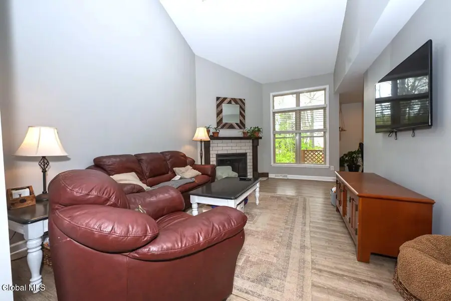 117 Garnett Lane, Slingerlands, NY 12159 - #3