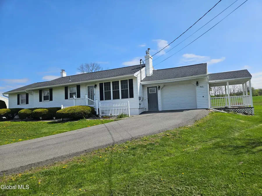 966 Fort Hunter Road, Amsterdam, NY 12010 - #2