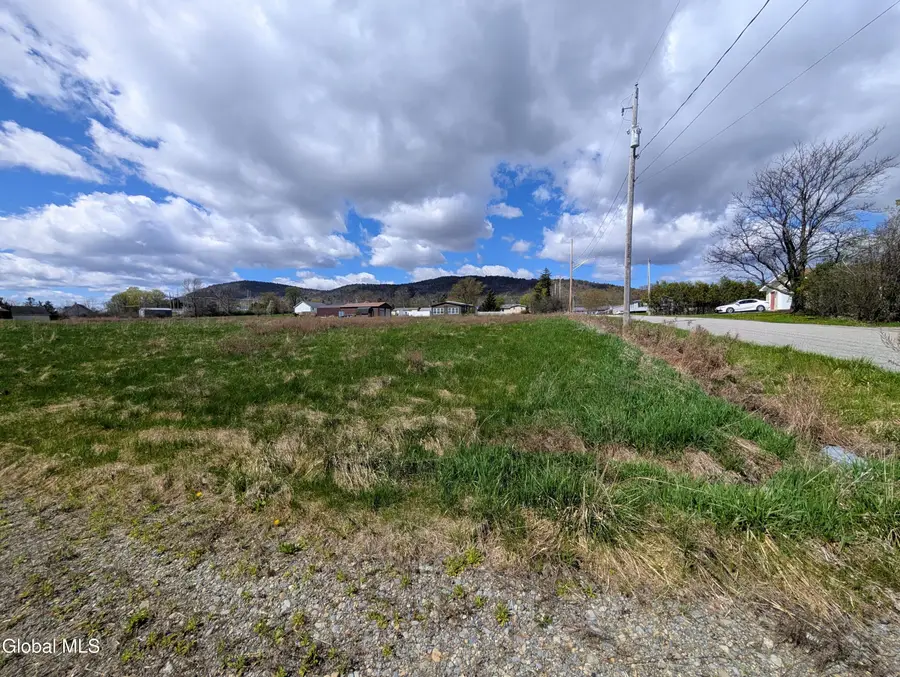 24 Outlet Drive, Ticonderoga, NY 12883 - #3
