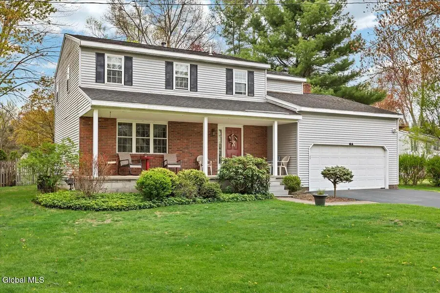 8A Jean Place, Guilderland, NY 12303 - #3