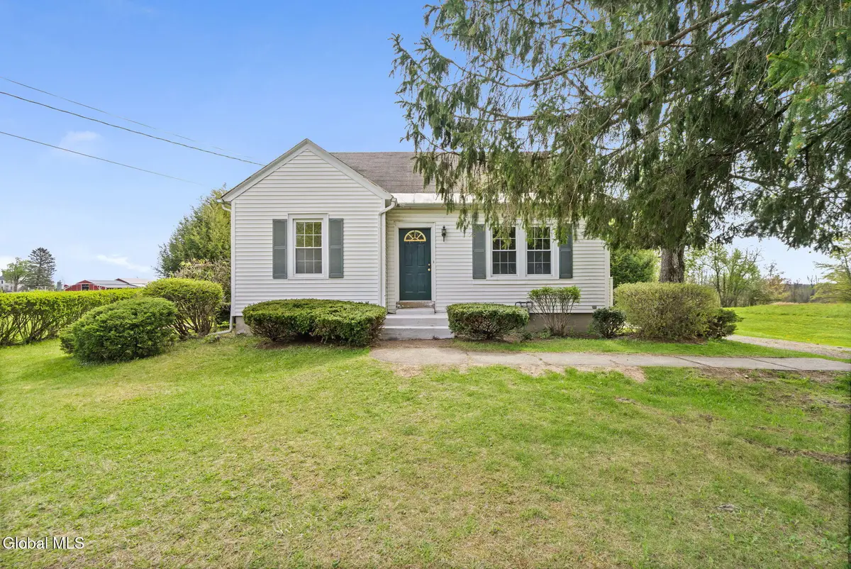 926 Saratoga Road, Ballston, NY 12019 - #1