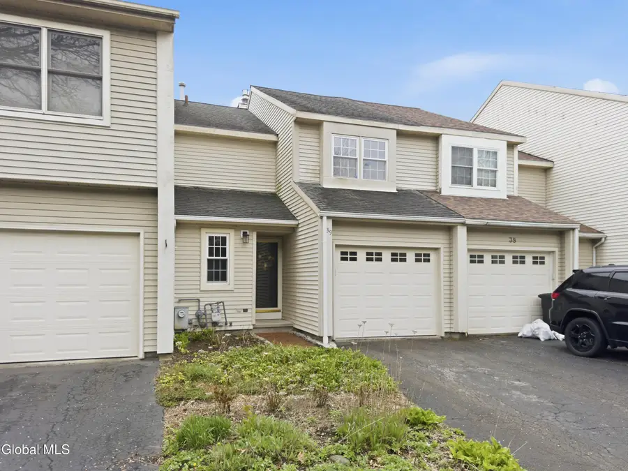 39 Wilan Lane, Albany, NY 12203 - #2