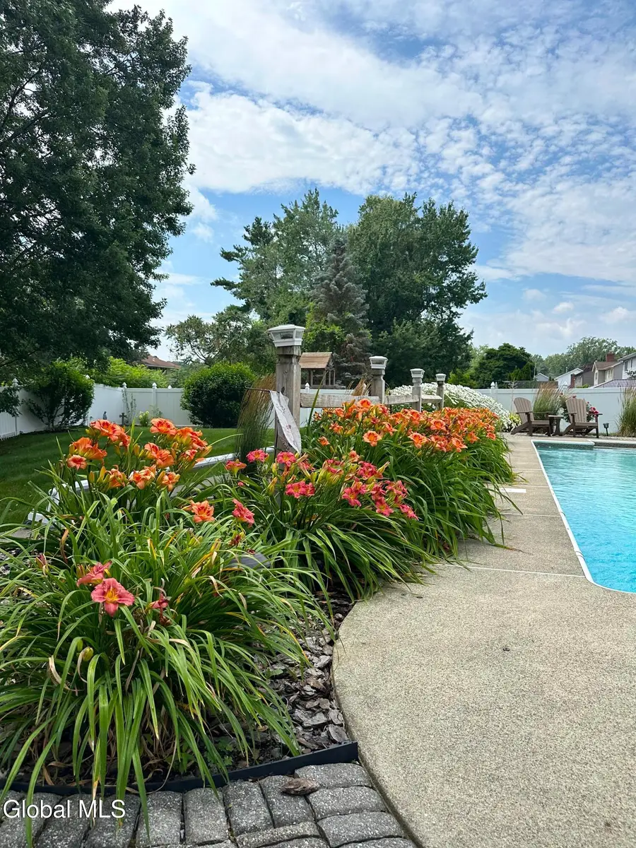 22 Woodridge Drive, Loudonville, NY 12211 - #3