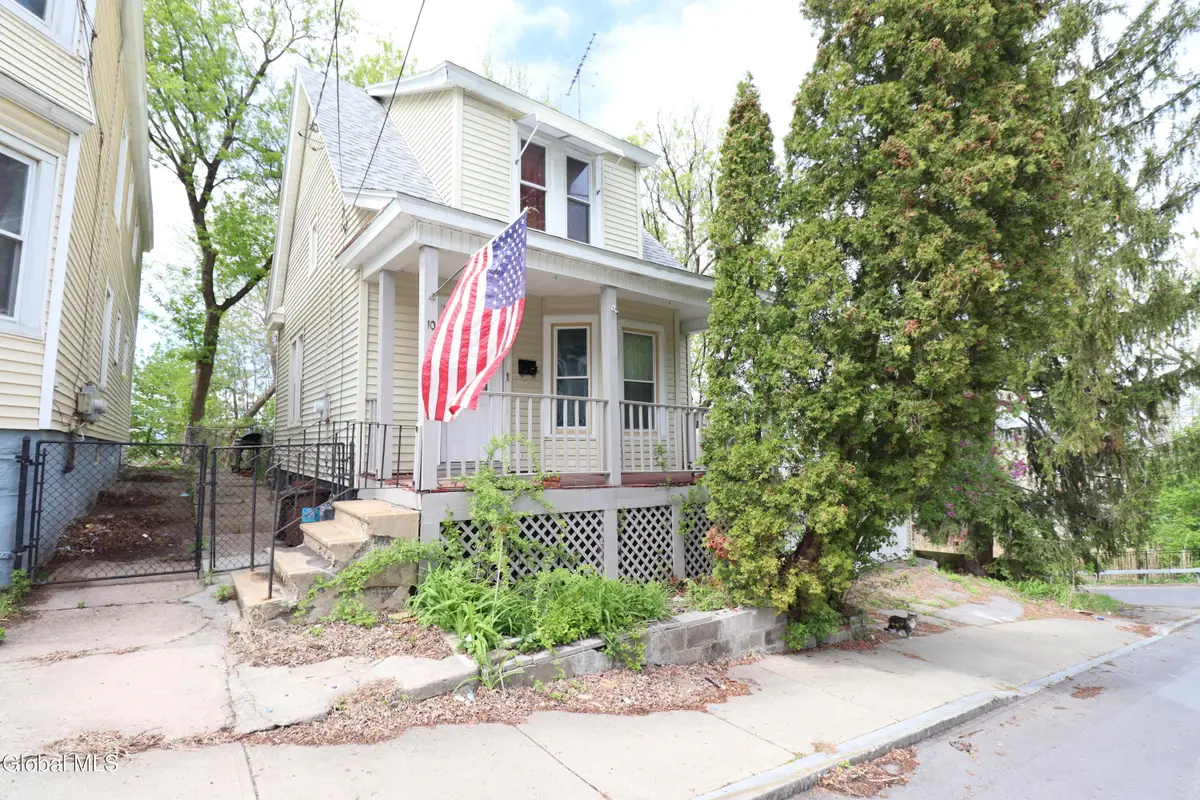 10 Daggett Terrace, Schenectady, NY 12307 - #1