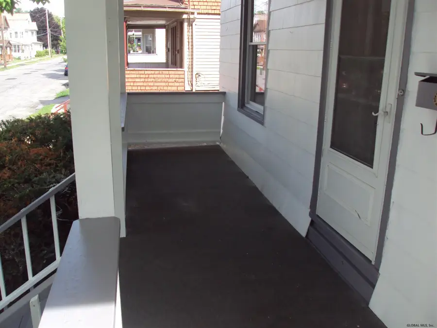 11 Romeyn Avenue, Amsterdam, NY 12010 - #3