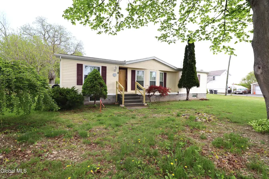 11 East Street, Schaghticoke, NY 12154 - #2