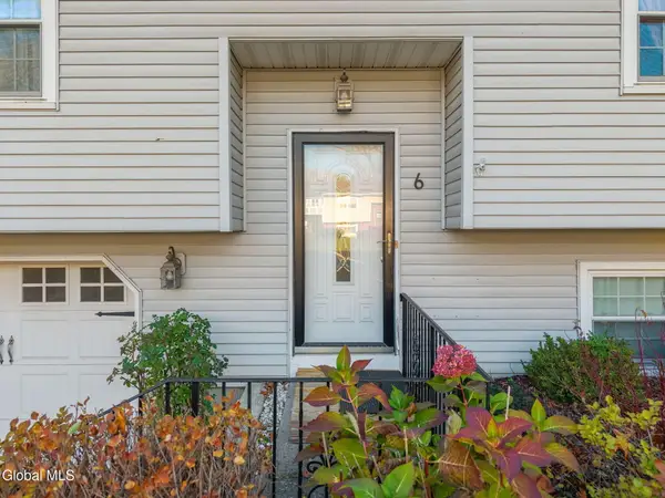 6 Silverberry Place, Albany, NY 12211