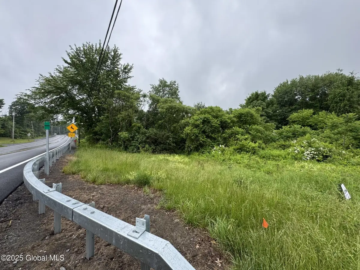 3753 Us Highway 20, Schodack, NY 12123 - #1