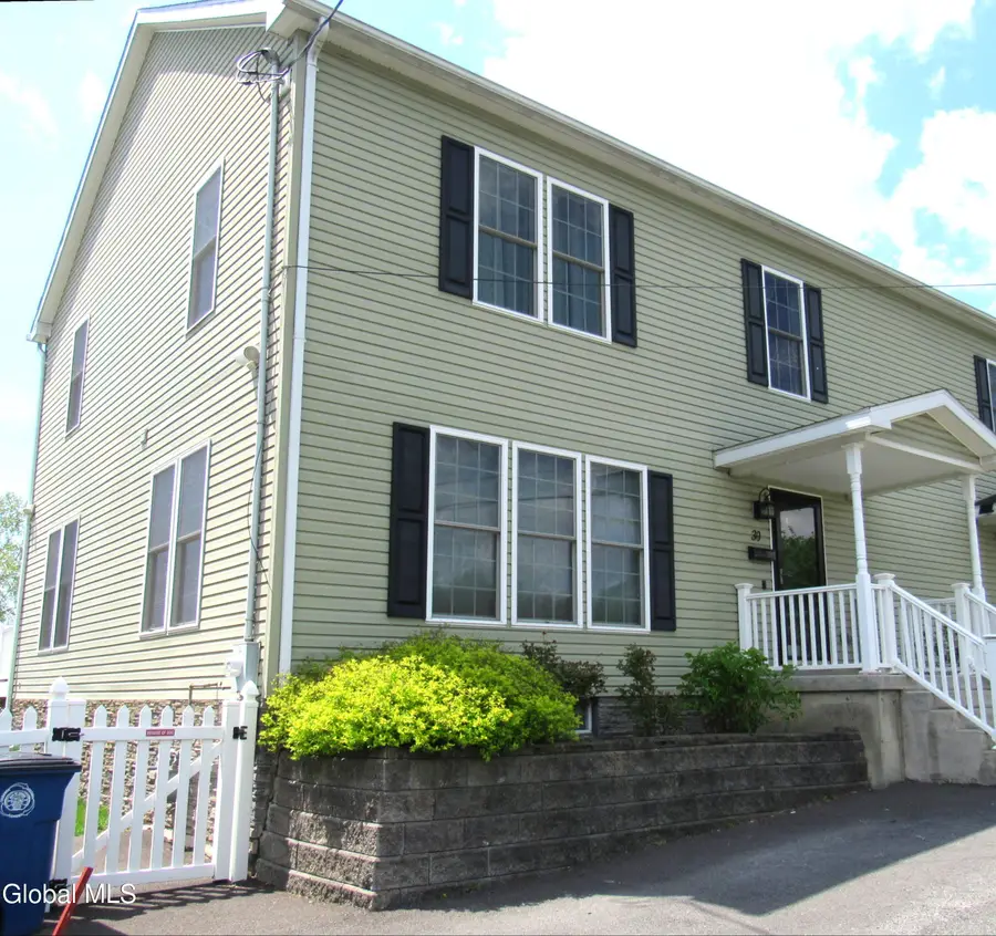 30 Peach Street, Cohoes, NY 12047 - #3