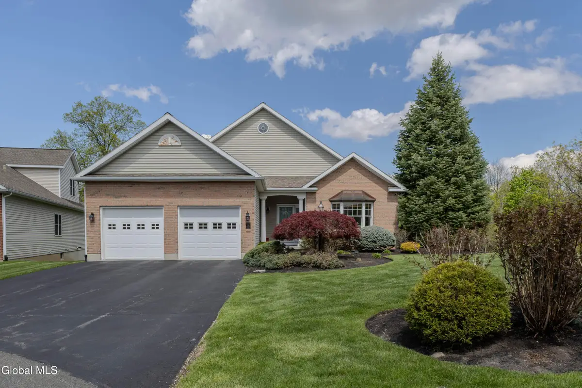 24 Brinker Way, Colonie, NY 12211 - #1