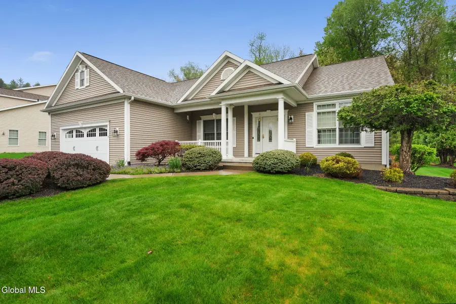 5 Brighton Drive, Clifton Park, NY 12065 - #3