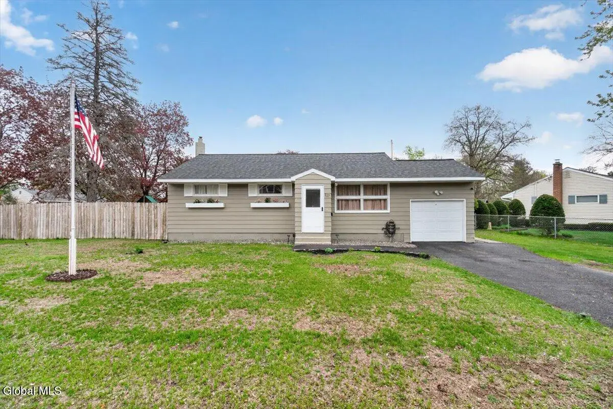 117 Locust Park, Colonie, NY 12205 - #1