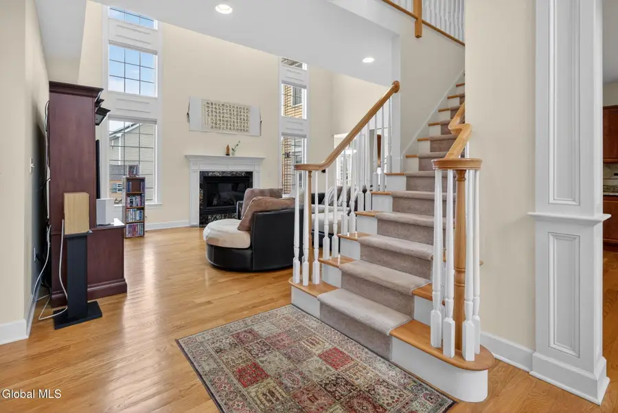 9 Lockwood Place, Colonie, NY 12189 - #3