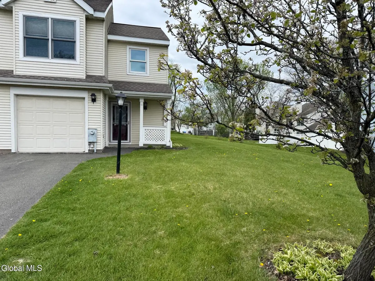 10 Sandra Lane, East Greenbush, NY 12144 - #1