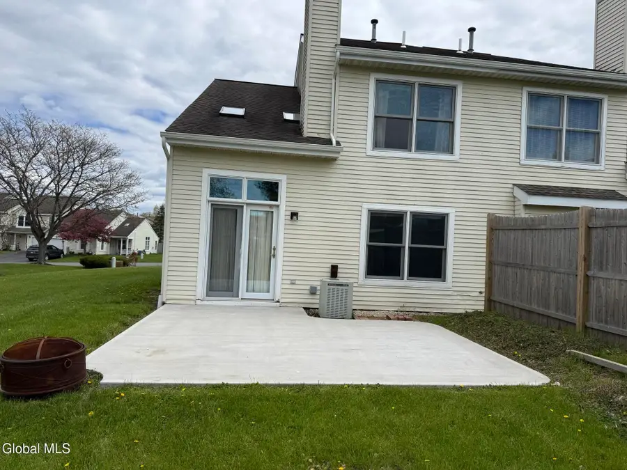 10 Sandra Lane, East Greenbush, NY 12144 - #2
