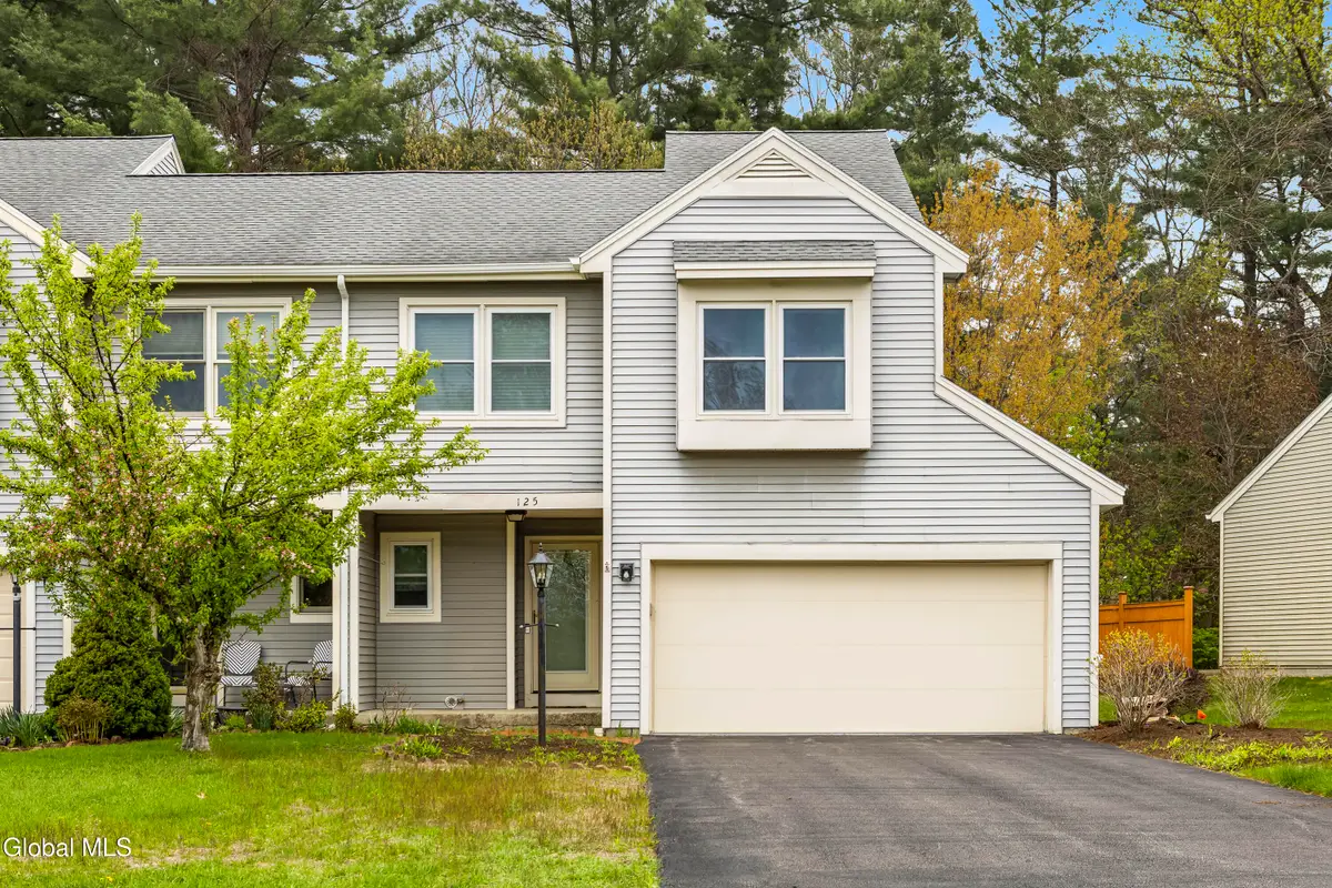 125 Garnett Lane, Slingerlands, NY 12159 - #1