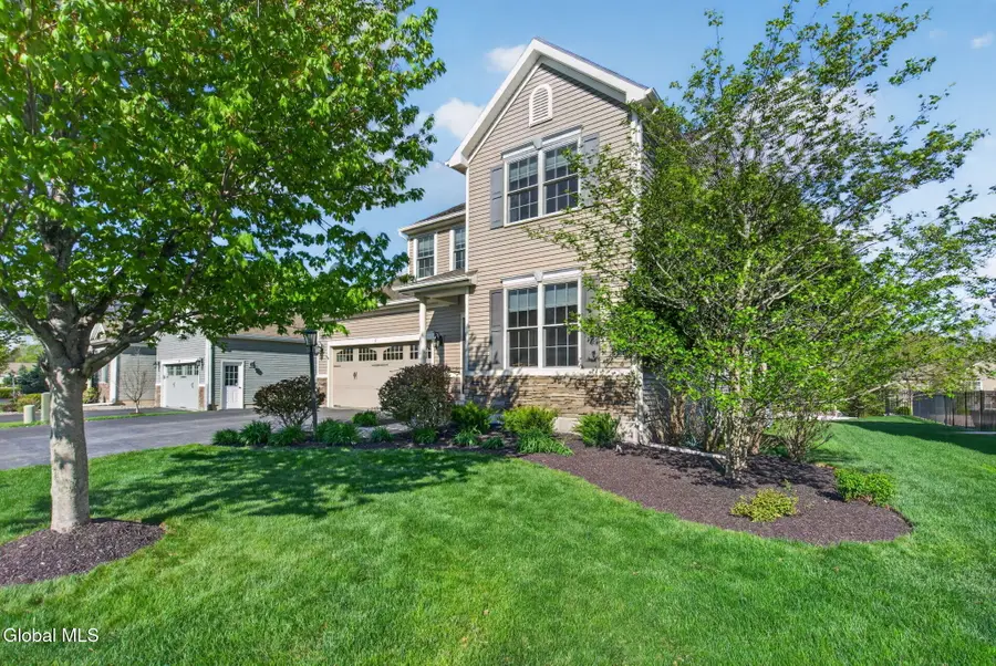 17 Mahogany Drive, Colonie, NY 12189 - #2