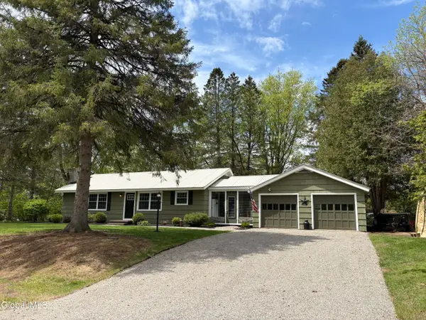 13 Laurel Road, Moreau, NY 12828