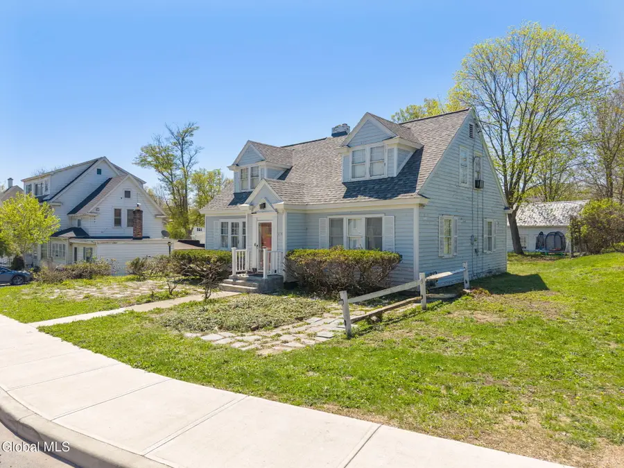 137 Washington Avenue, Cobleskill, NY 12043 - #2