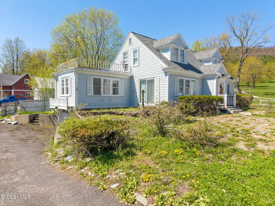 137 Washington Avenue, Cobleskill, NY 12043 - #3