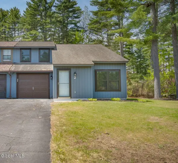 2 Queen Ann Court, Queensbury, NY 12804