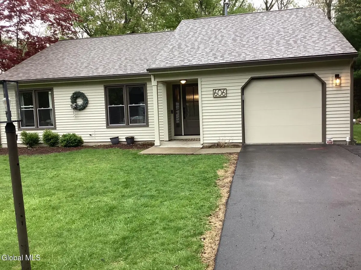 606 Top Ridge Drive, Guilderland, NY 12203 - #1