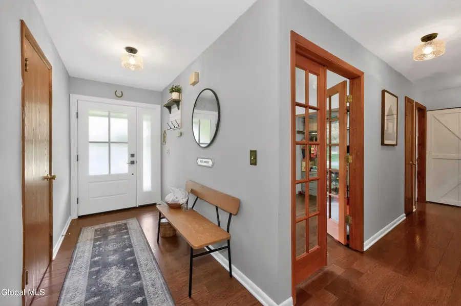 606 Top Ridge Drive, Guilderland, NY 12203 - #2