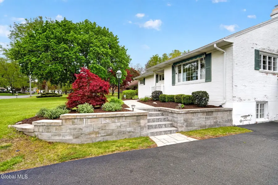 280 Lishakill Road, Schenectady, NY 12309 - #3