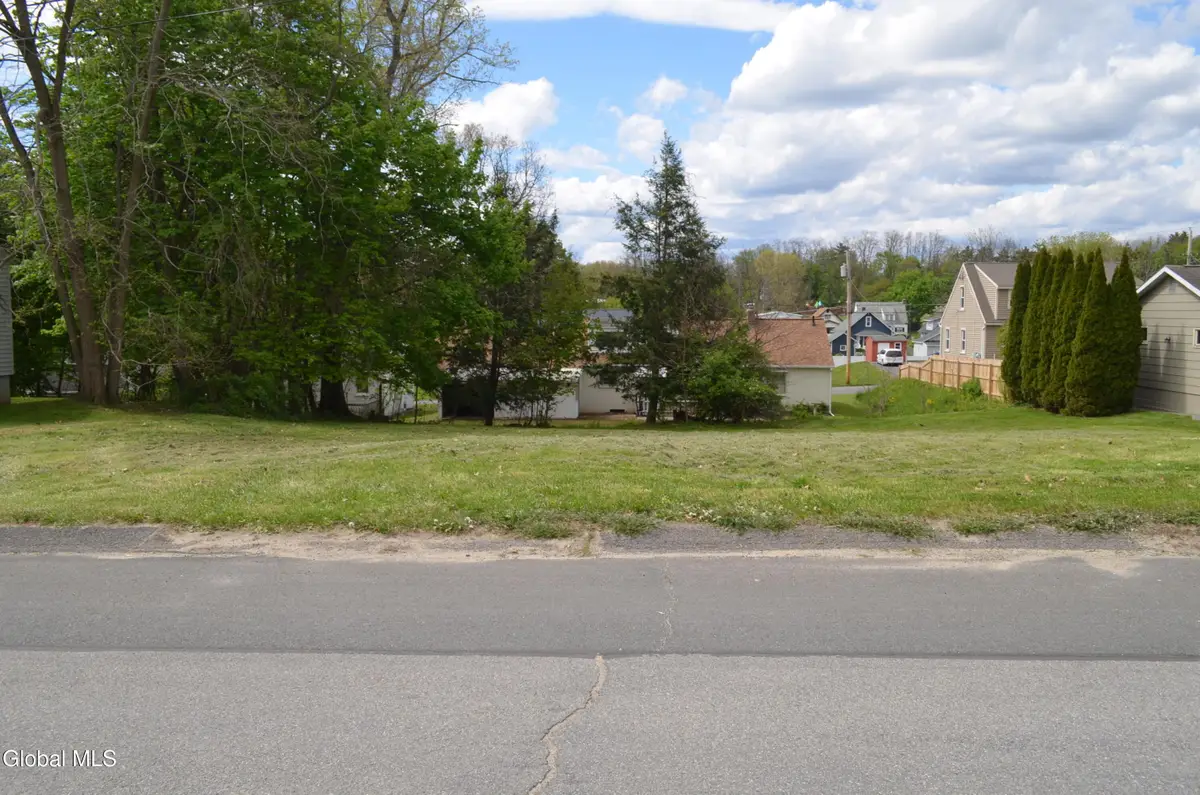 36 & 38 Fairmont Avenue, Amsterdam, NY 12010 - #1
