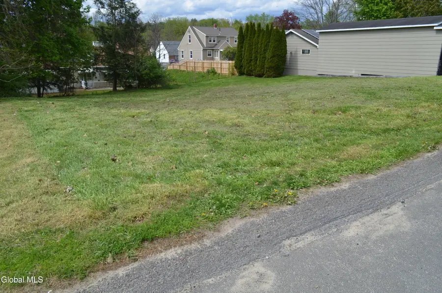 36 & 38 Fairmont Avenue, Amsterdam, NY 12010 - #3
