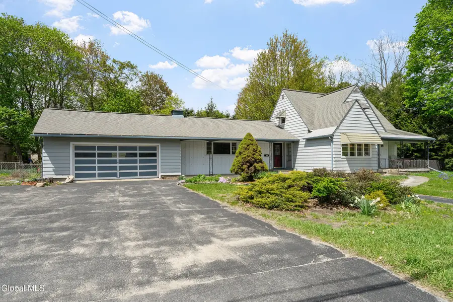 215 Oak Street, Corinth, NY 12822 - #2