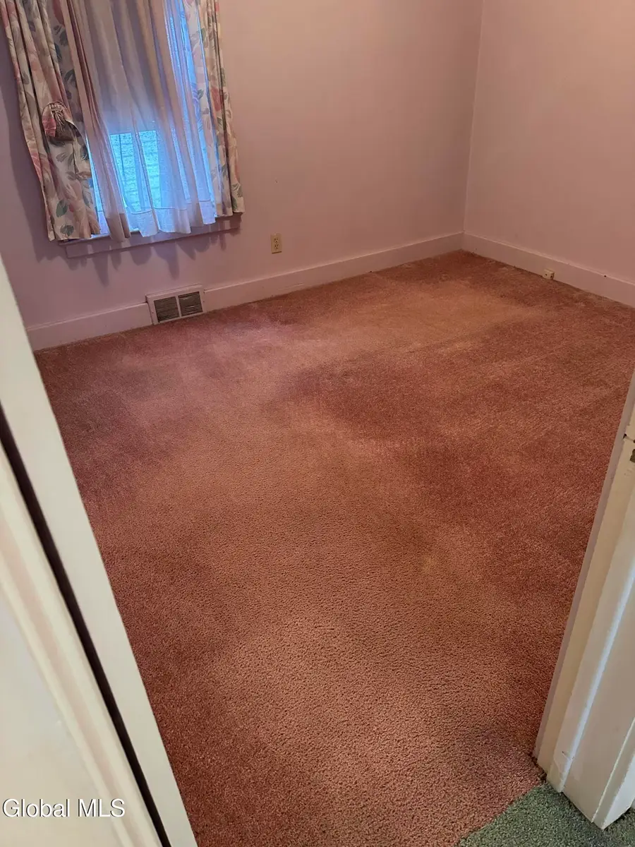 117 Henry Street, Schenectady, NY 12304 - #3