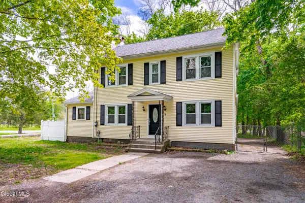 9 Schermerhorn Road, Rotterdam, NY 12306